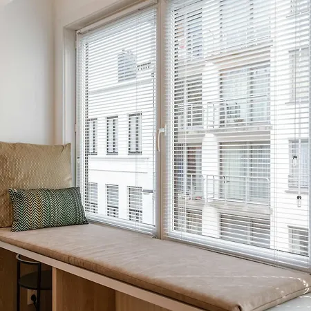 Huswell - Trendy With View Of The Harbor