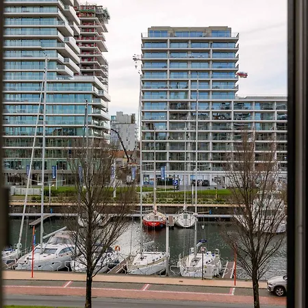 Daire Huswell - Trendy With View Of The Harbor *